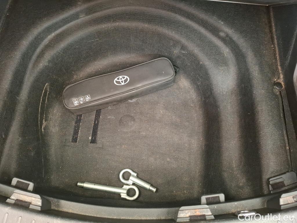  Toyota  Corolla TOYOTA  Touring Sports / 2018 / 5P / Break Hybride 122h Dynamic Business Beyond Zer #15