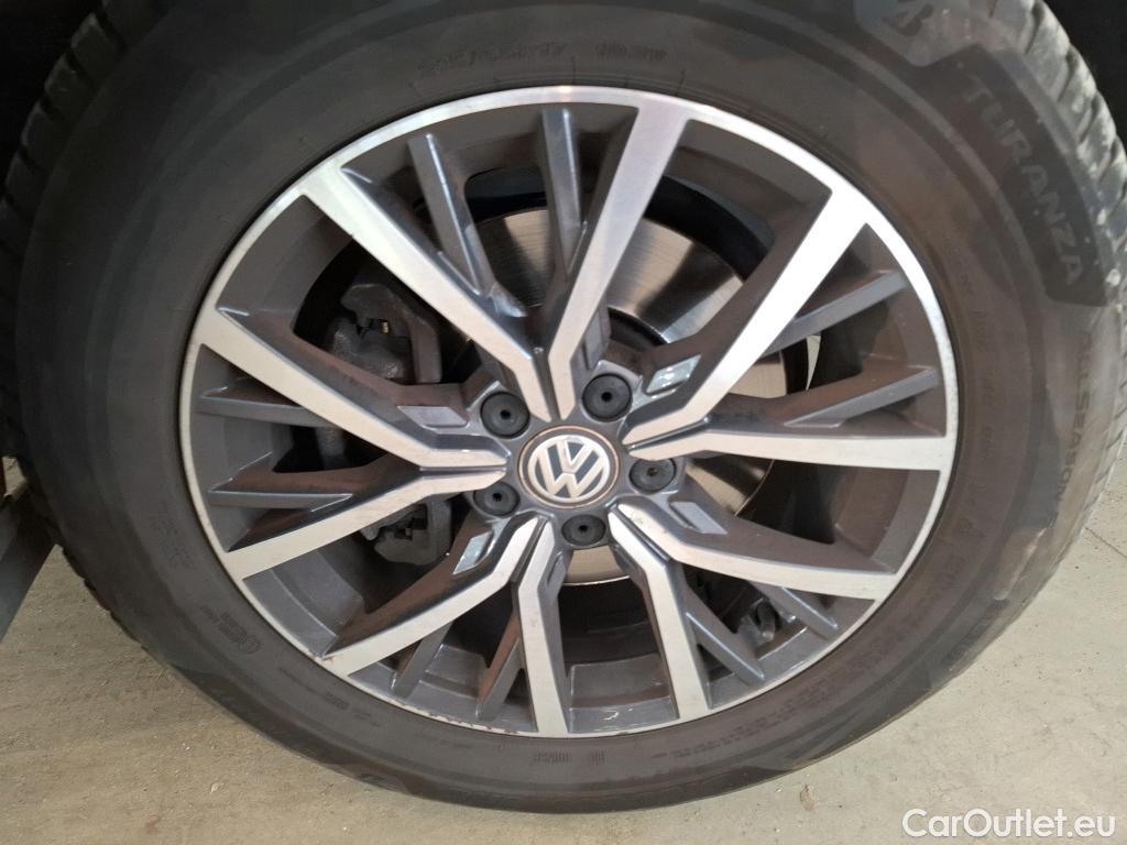  Volkswagen  Tiguan  Allspace Confortline Business 2.0 TDI 150CV BVA7 7 Sieges E6dT #19