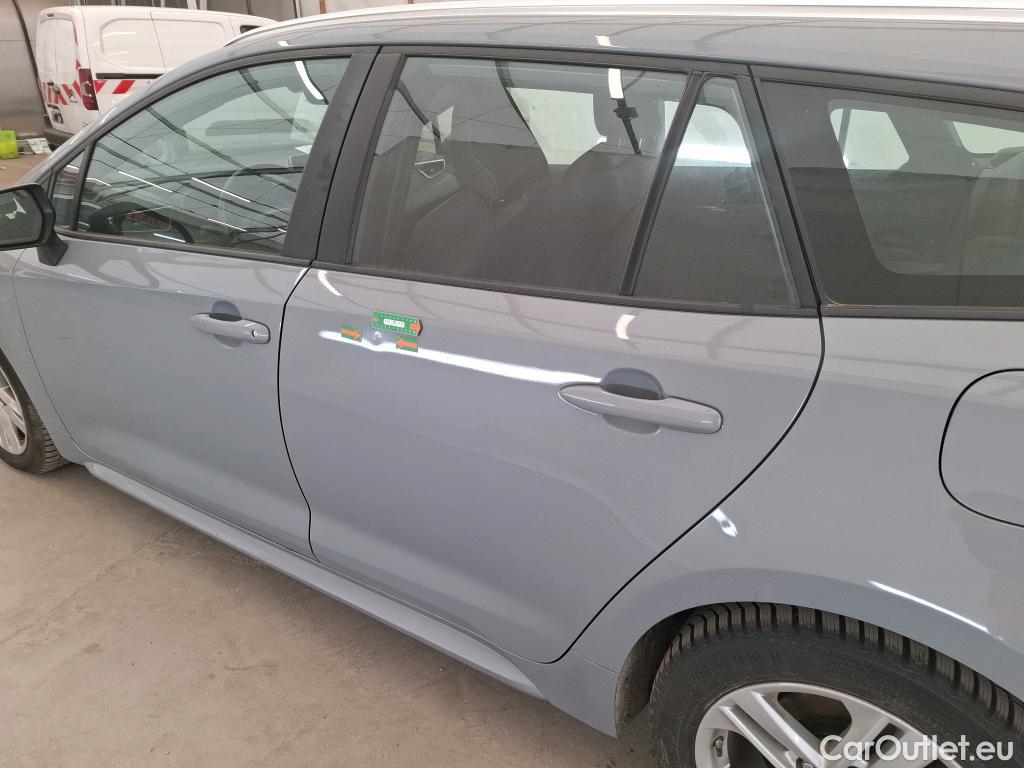  Toyota  Corolla TOYOTA  Touring Sports / 2018 / 5P / Break Hybride 122h Dynamic Business Beyond Zer #1