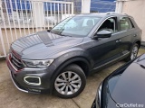  Volkswagen  T-ROC VOLKSWAGEN  / 2017 / 5P / SUV 1.5 TSI 150 EVO CARAT DSG7 