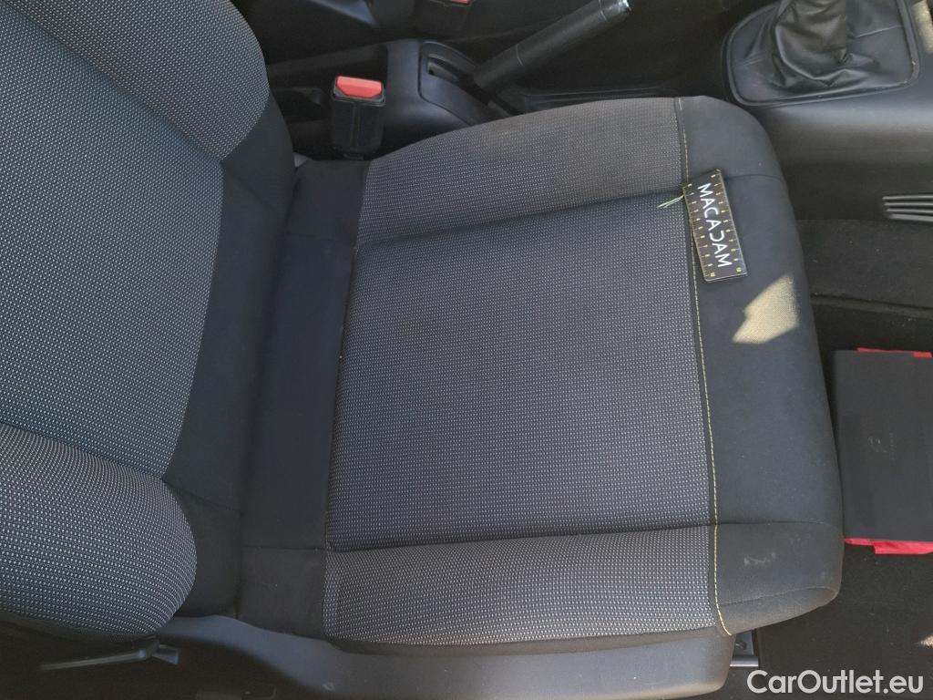  Citroen  C3  Société Feel Nav 1.5 BlueHDI 100CV BVM6 E6dT #4