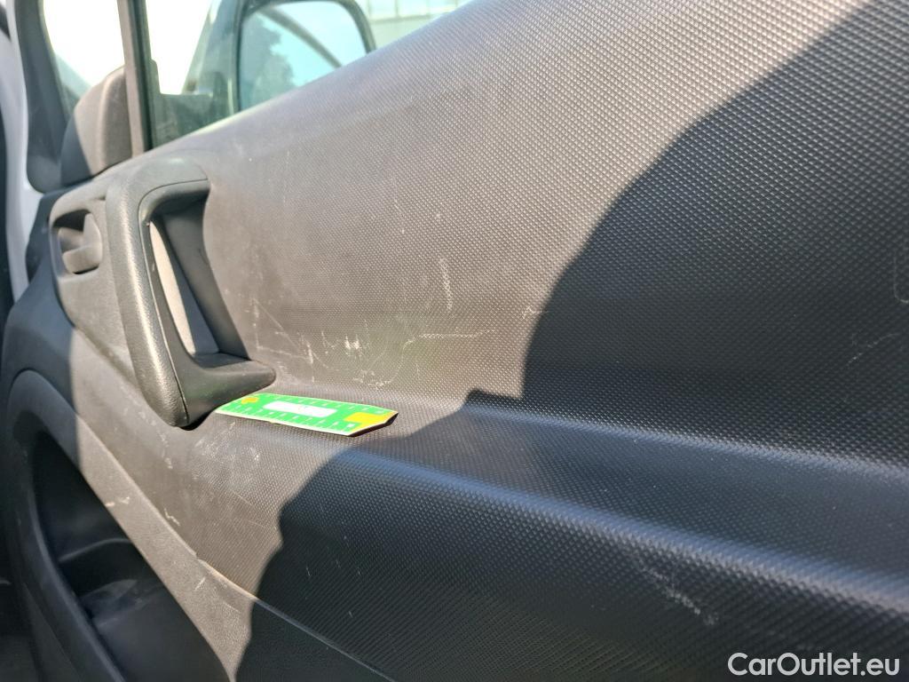  Citroen  Berlingo  Fourgon Business L1 (Court) 1.6 PURETECH 100CV BVM5 E6 #12