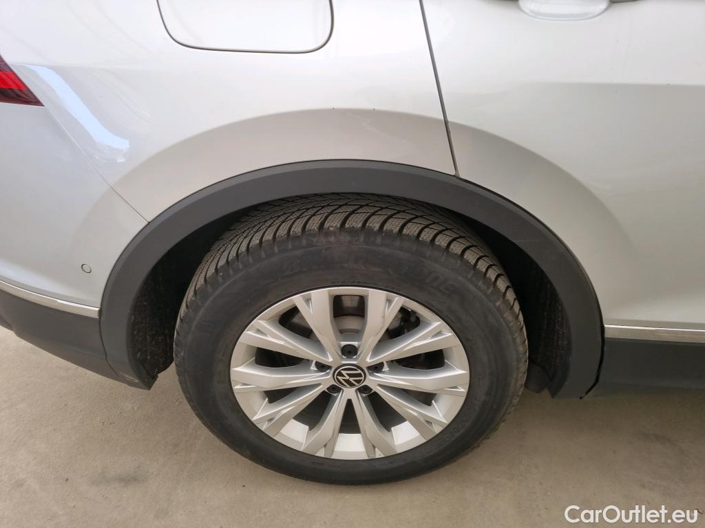  Volkswagen  Tiguan  Active 2.0 TDI 150CV BVA7 E6d #8