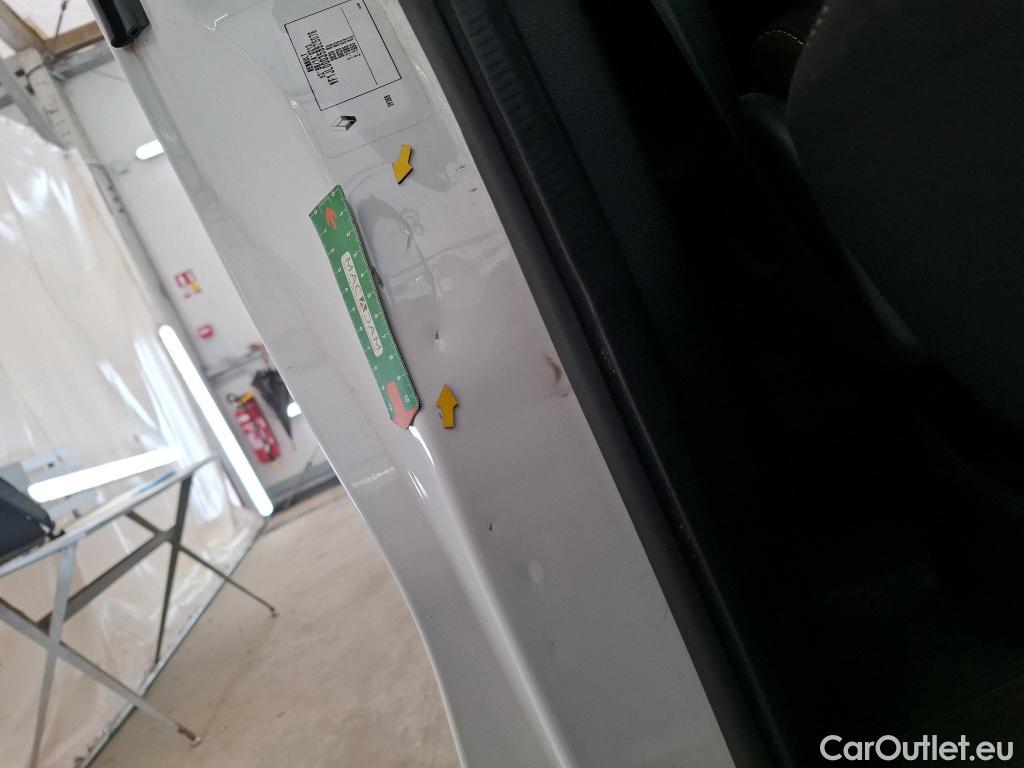  Renault  Trafic RENAULT  4p Combi Zen L2 Energy dCi 125 8 places #21