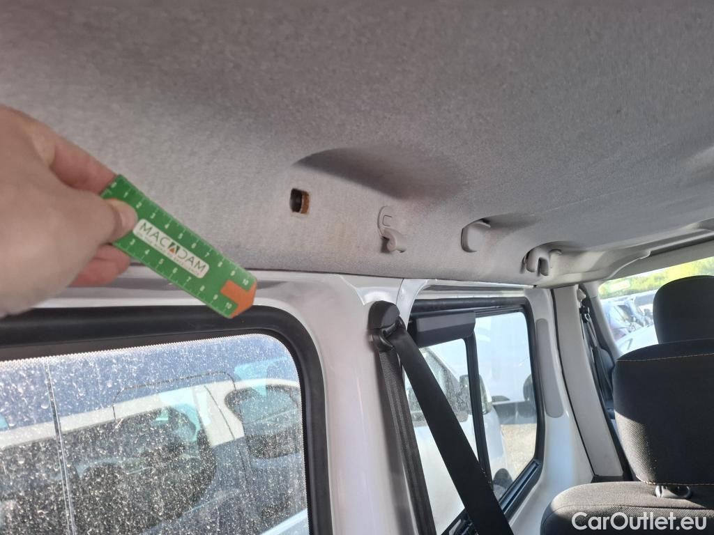  Renault  Trafic RENAULT  4p Combi Zen L2 Energy dCi 125 8 places #30
