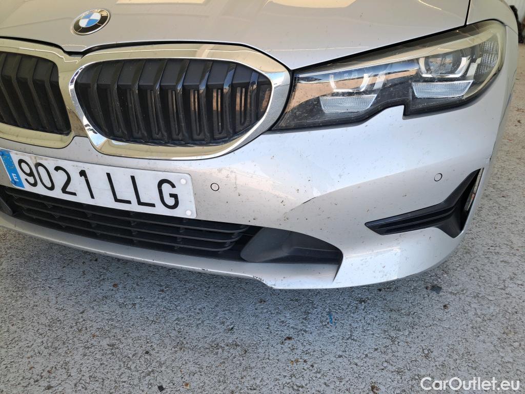  Bmw  Serie 3 BMW  / 2018 / 4P / sedán 330e #36