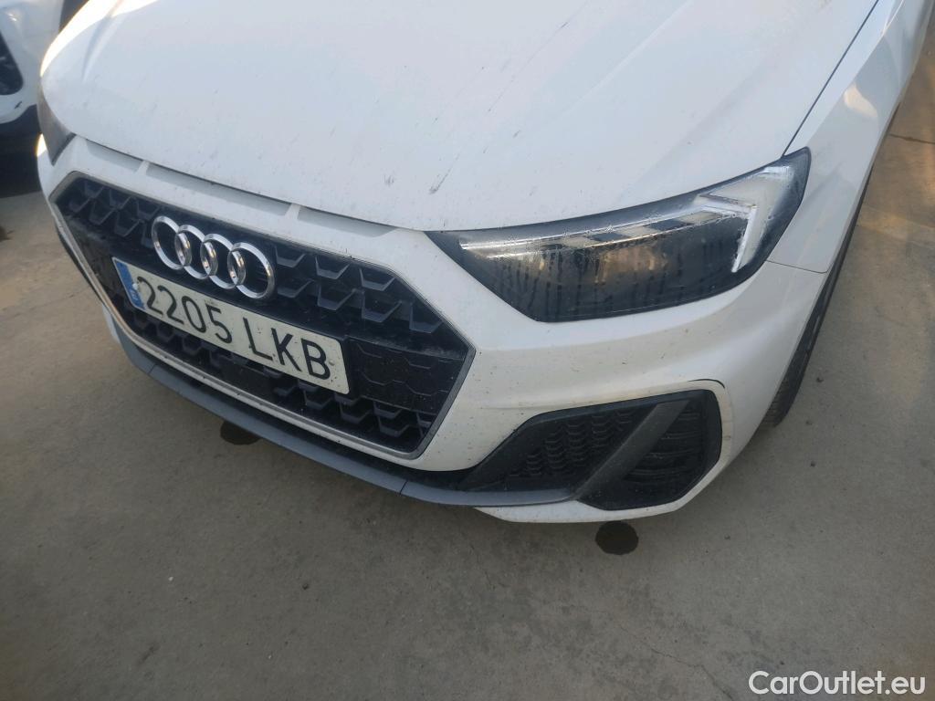  Audi  A1 Sportback AUDI A1 / 2018 / 5P / berlina con portón Sportback S line 30 TFSI 81kW (116CV) (AC) #3