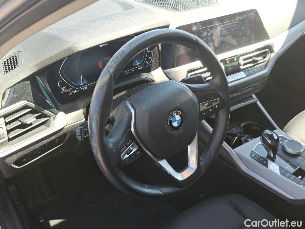  Bmw  Serie 3 BMW  / 2018 / 4P / sedán 330e #34