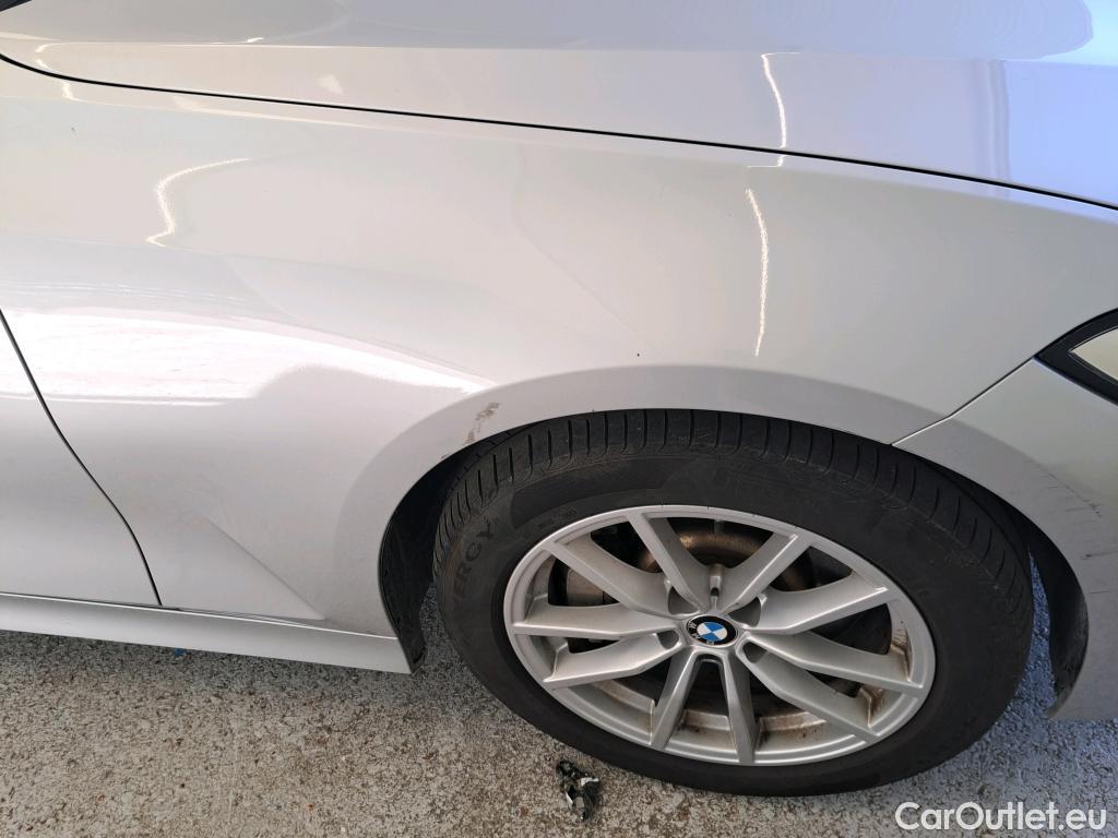  Bmw  Serie 3 BMW  / 2018 / 4P / sedán 330e #32
