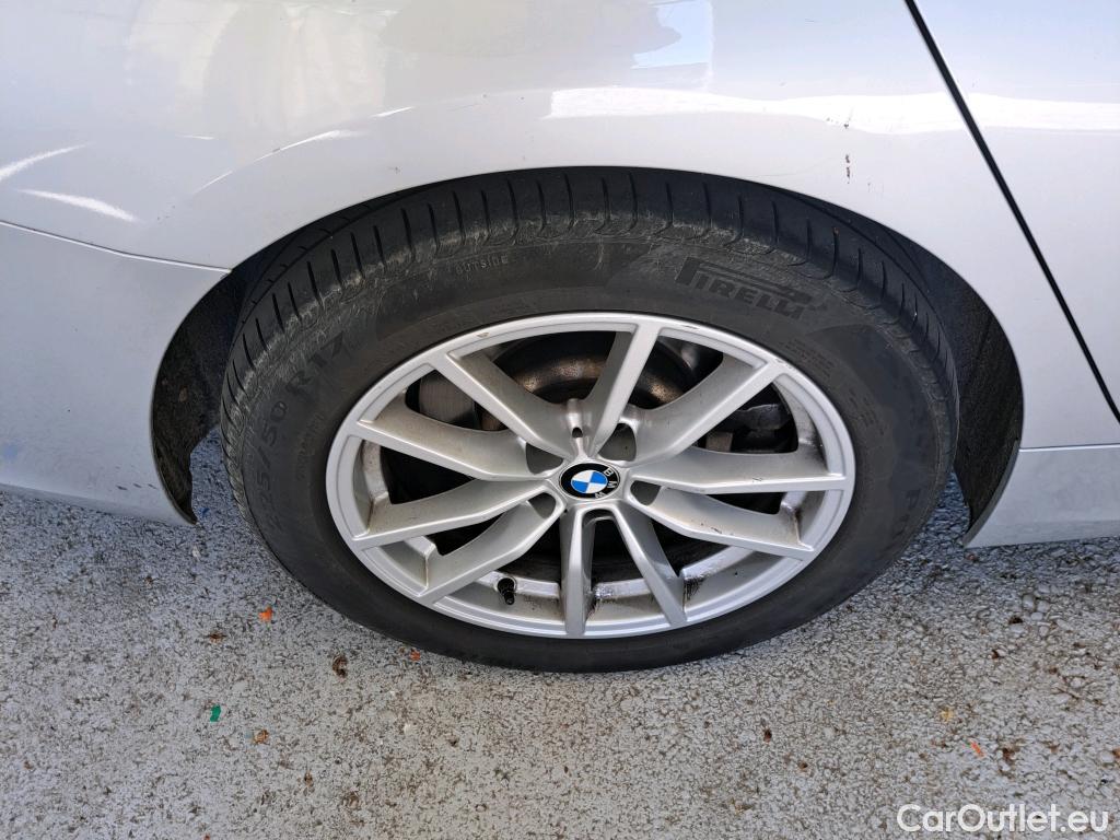  Bmw  Serie 3 BMW  / 2018 / 4P / sedán 330e #28