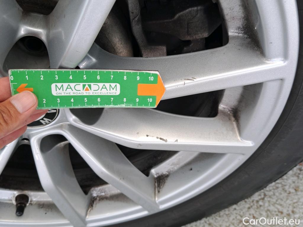  Bmw  Serie 3 BMW  / 2018 / 4P / sedán 330e #29