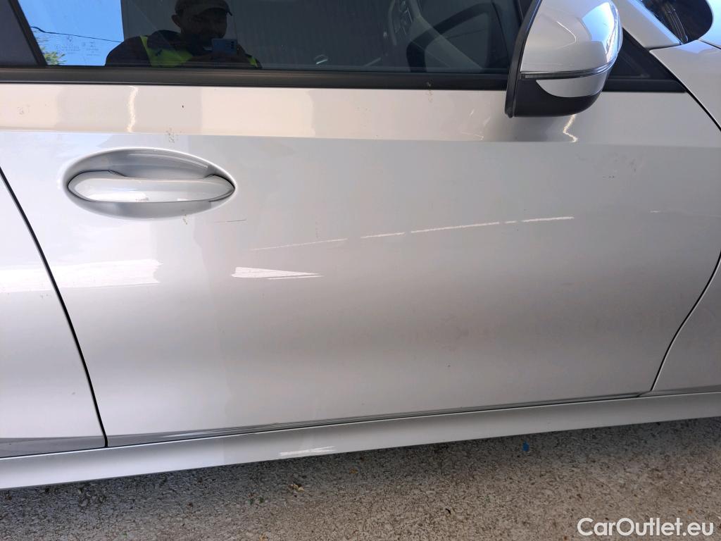  Bmw  Serie 3 BMW  / 2018 / 4P / sedán 330e #19