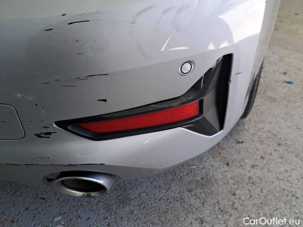  Bmw  Serie 3 BMW  / 2018 / 4P / sedán 330e #41