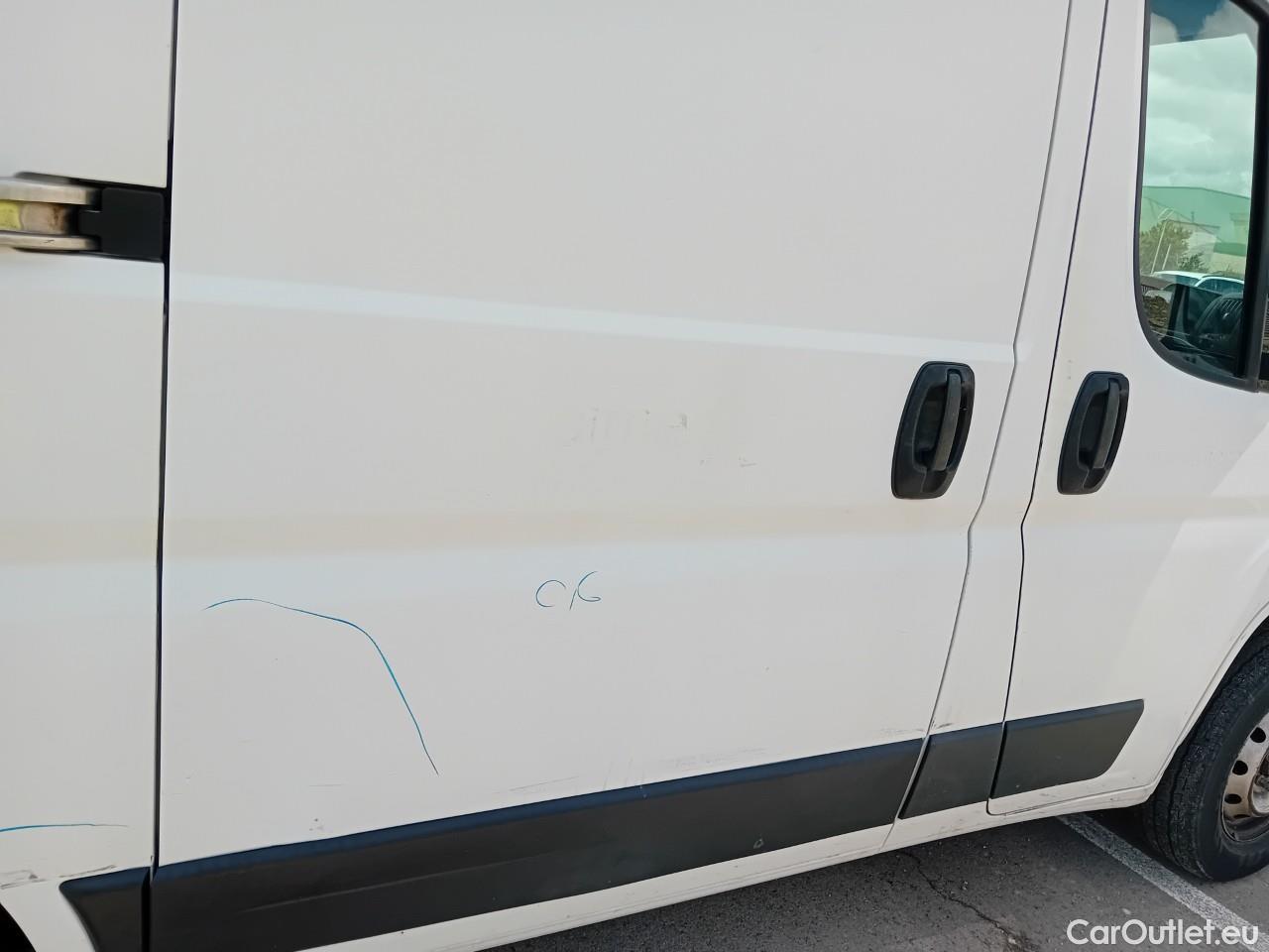  Fiat  Ducato FIAT  / 2014 / 4P / furgón 30 Corto 2.0 Mjet 85kW (115CV) Euro 6 #40