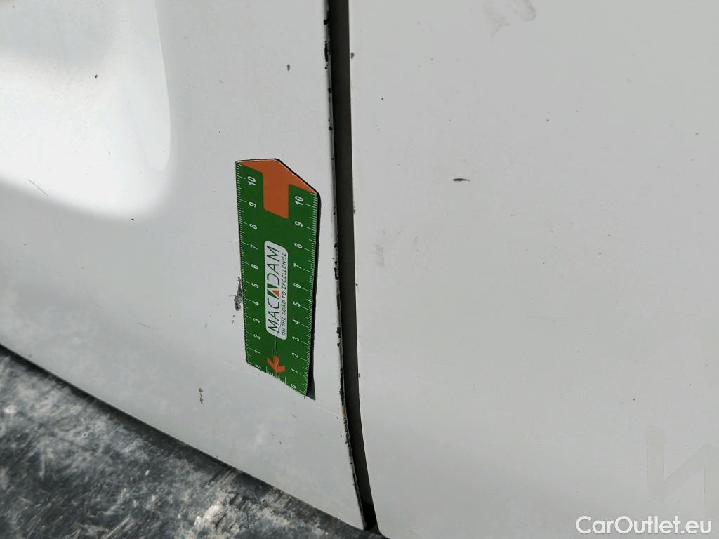  Peugeot  Expert  Combi L3 2.0 150CV MT6 #18