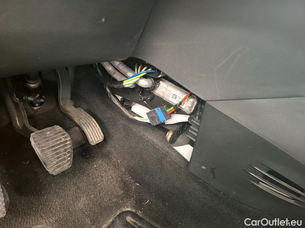  Citroen  C3  Societe Confort 1.6 BlueHDI 75CV BVM5 E6 #12