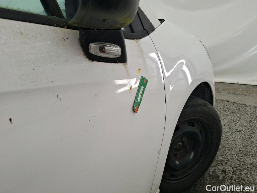  Citroen  C3  Societe Confort 1.6 BlueHDI 75CV BVM5 E6 #18
