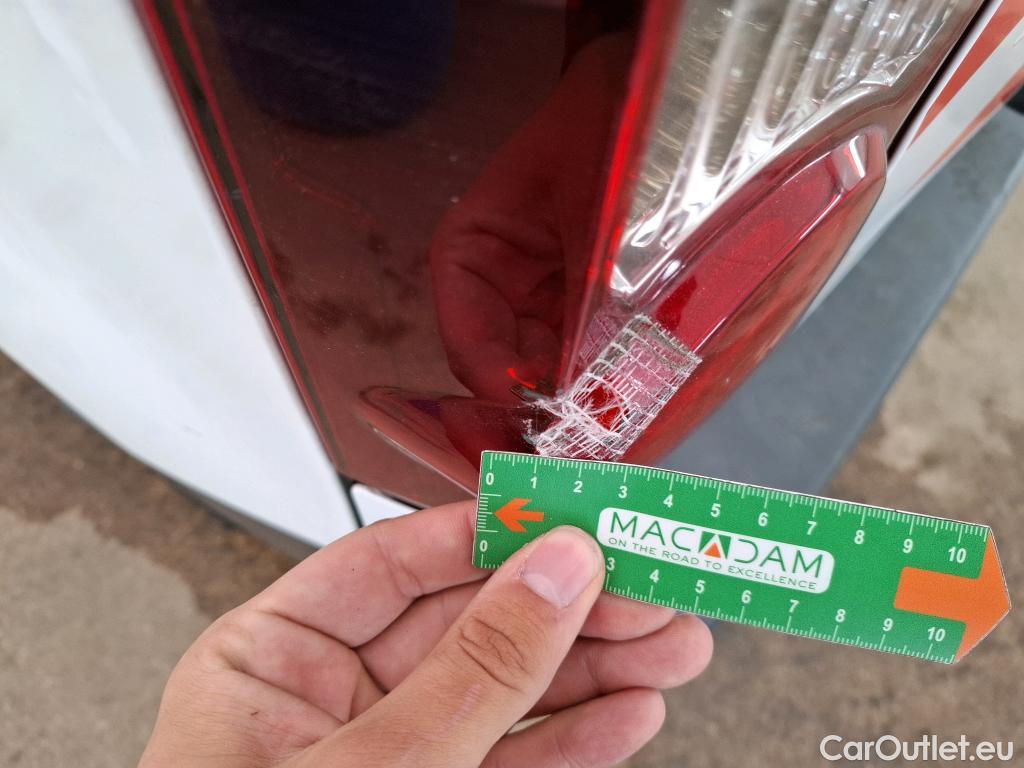  Citroen  Berlingo  Fourgon Club L1 (Court) 1.6 BlueHDi 100CV BVM5 E6 #36