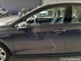  Volkswagen  Golf  VOLKSWAGEN / 2019 / 5P / BERLINA 2.0 TDI SCR 85KW LIFE DSG #65
