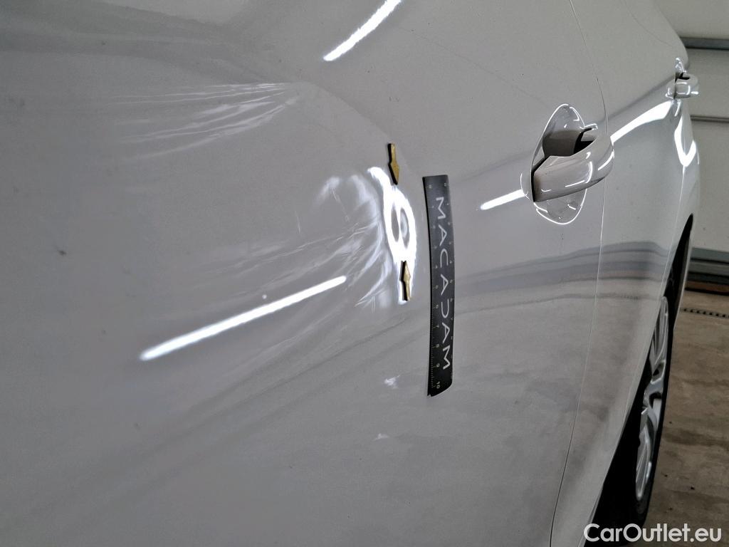  Peugeot  208  Affaire Premium 1.5 HDi 100CV BVM5 E6dT #18