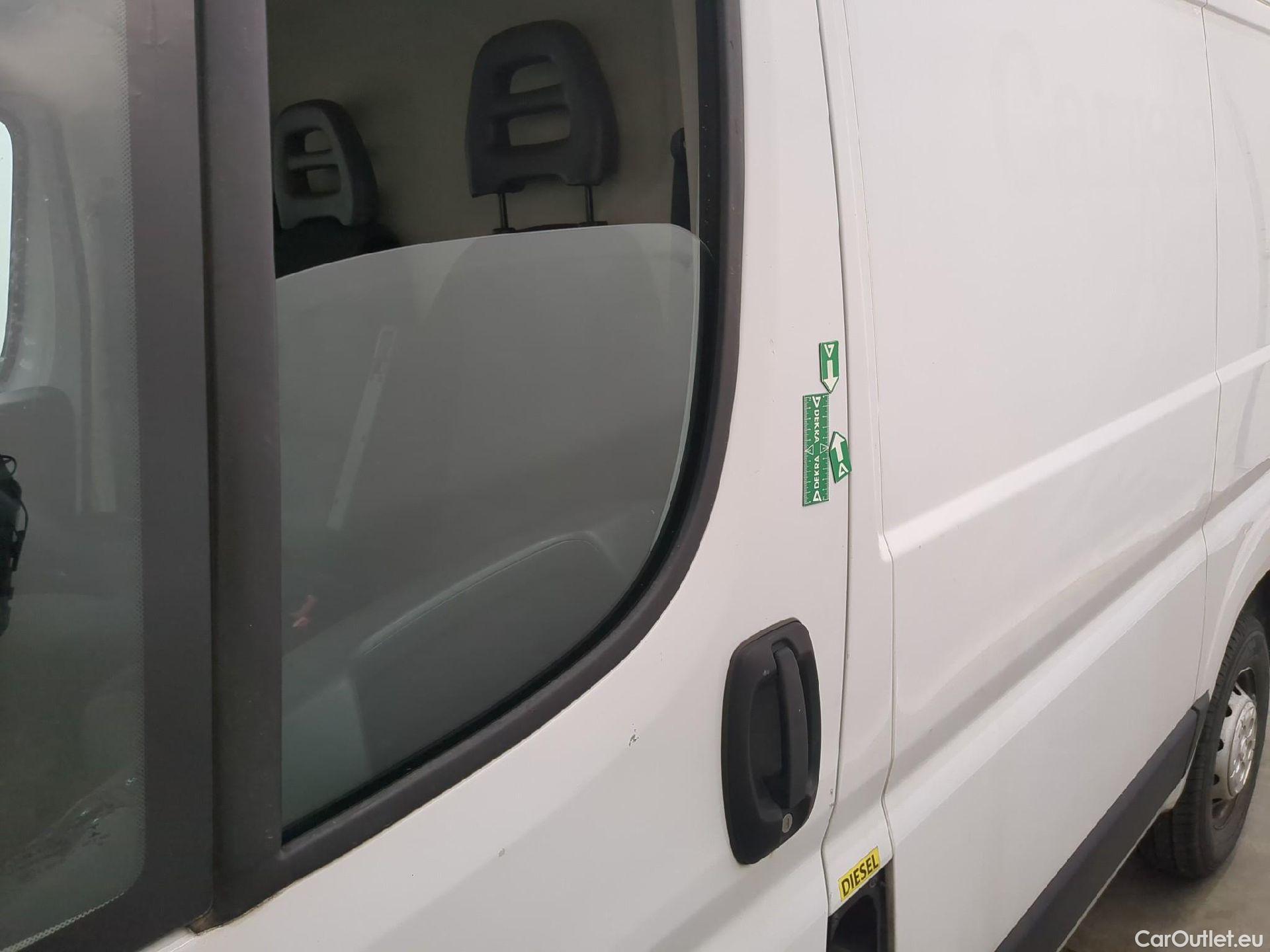  Fiat  Ducato FIAT  / 2014 / 4P / Fourgon tôlé 3.0 C H1 2.3 Multijet 120 Pack Pro Nav #27