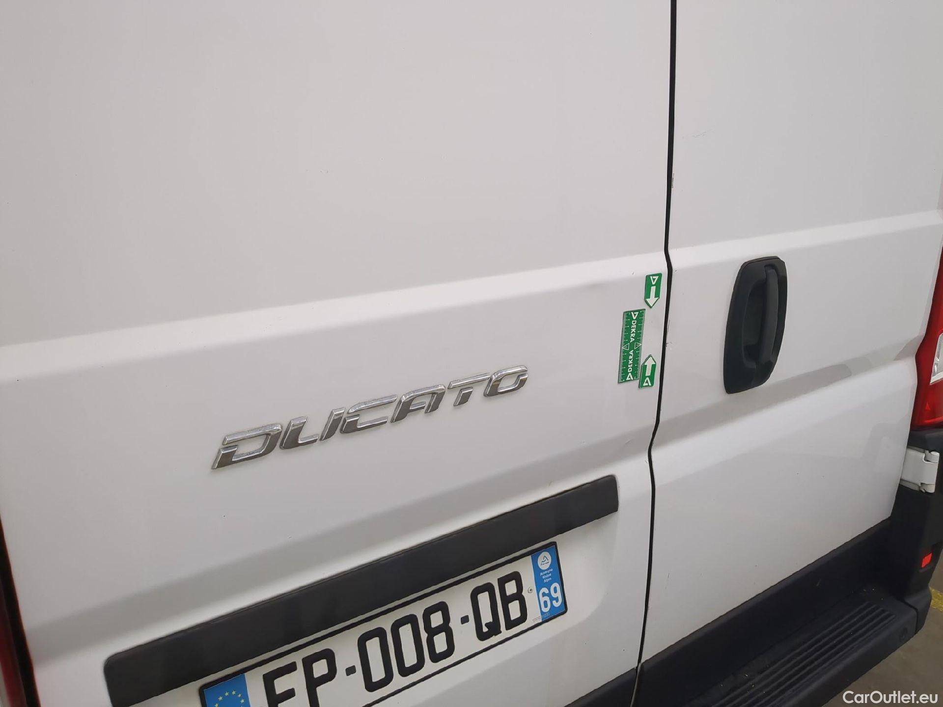  Fiat  Ducato FIAT  / 2014 / 4P / Fourgon tôlé 3.0 C H1 2.3 Multijet 120 Pack Pro Nav #32