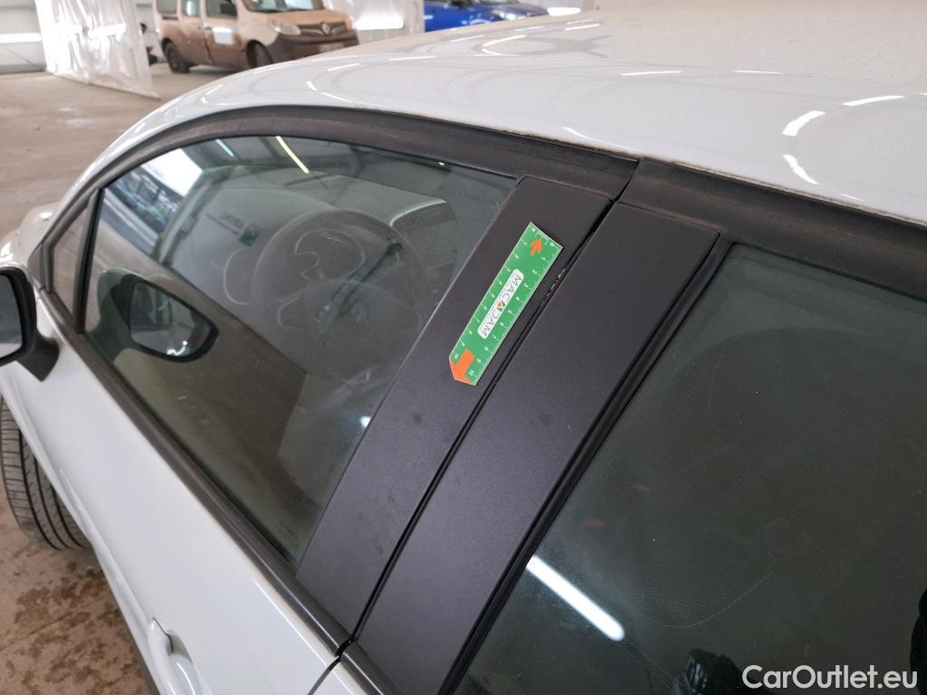  Renault  Clio RENAULT  Société / 2016 / 5P / Berline Air Medianav dCi 75 #35