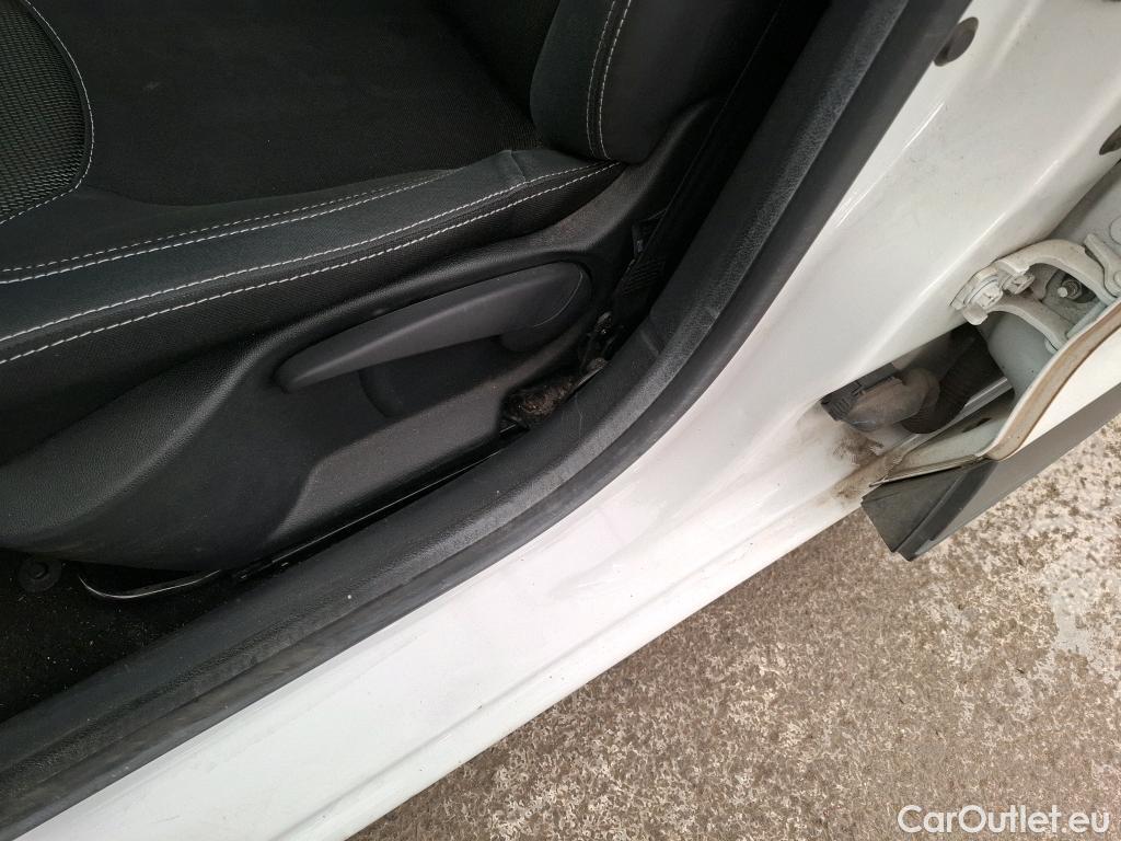  Renault  Clio  IV Air MediaNav 1.5 dCi 75CV BVM5 E6 #27