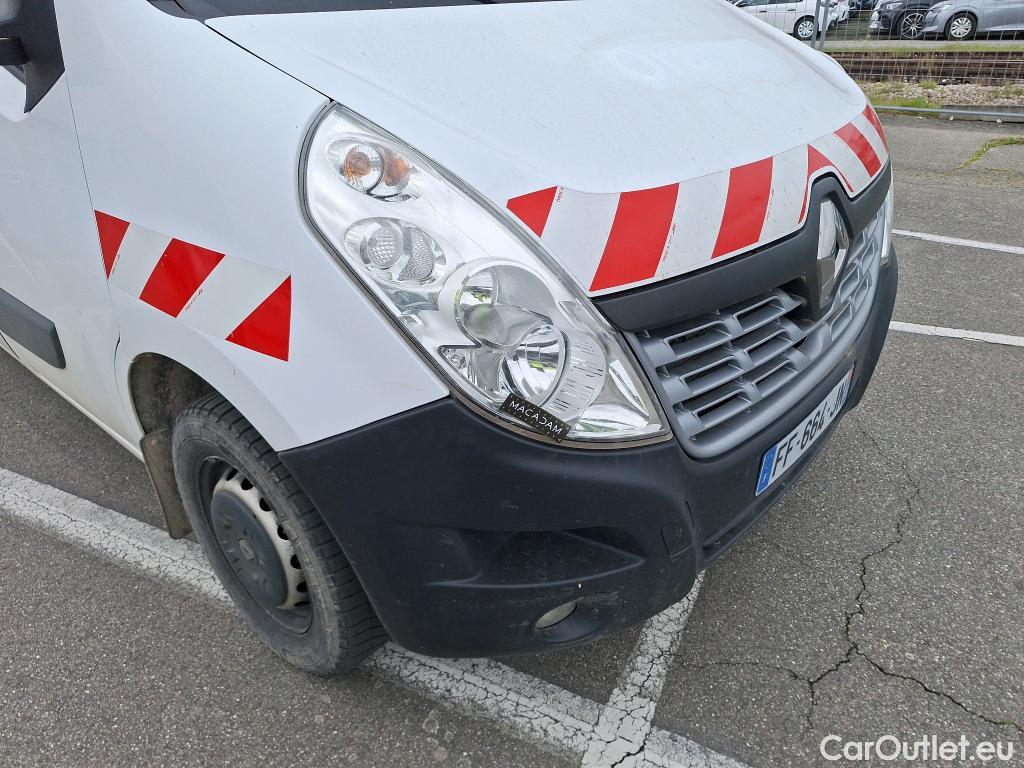 Renault  Master RENAULT  VU 4p Fourgon FG GCf Trac F3500 L2H2 Energy dCi 145 E6 #24