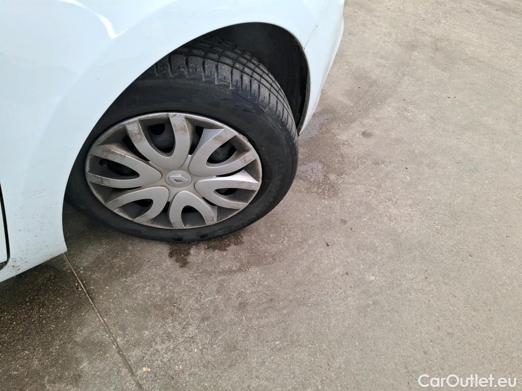  Renault  Clio  IV Air MediaNav 1.5 dCi 90CV BVM5 E6 #19