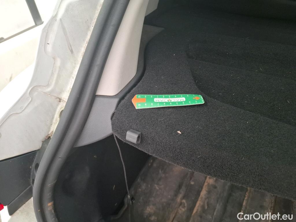  Renault  Clio  IV Air MediaNav 1.5 dCi 75CV BVM5 E6 #19