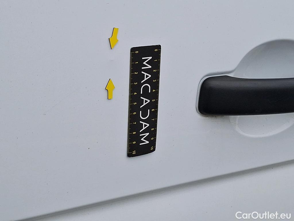  Renault  Master RENAULT  VU 4p Fourgon FG GCf Trac F3500 L2H2 Energy dCi 145 E6 #39