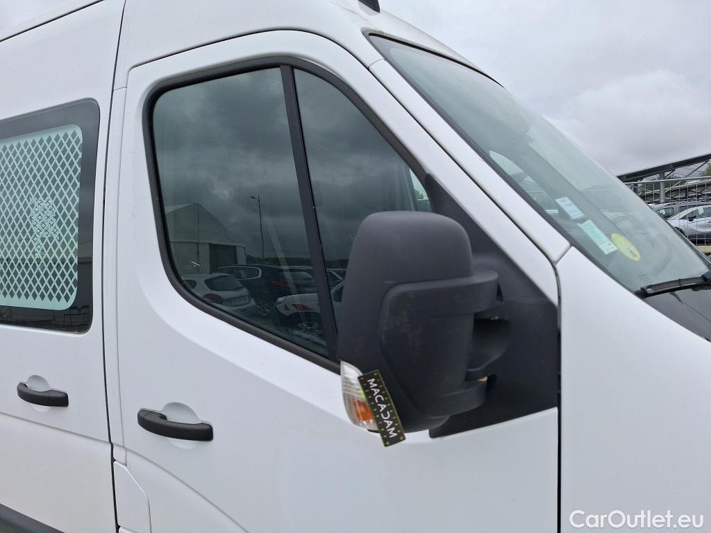  Renault  Master RENAULT  VU 4p Fourgon FG GCf Trac F3500 L2H2 Energy dCi 145 E6 #40