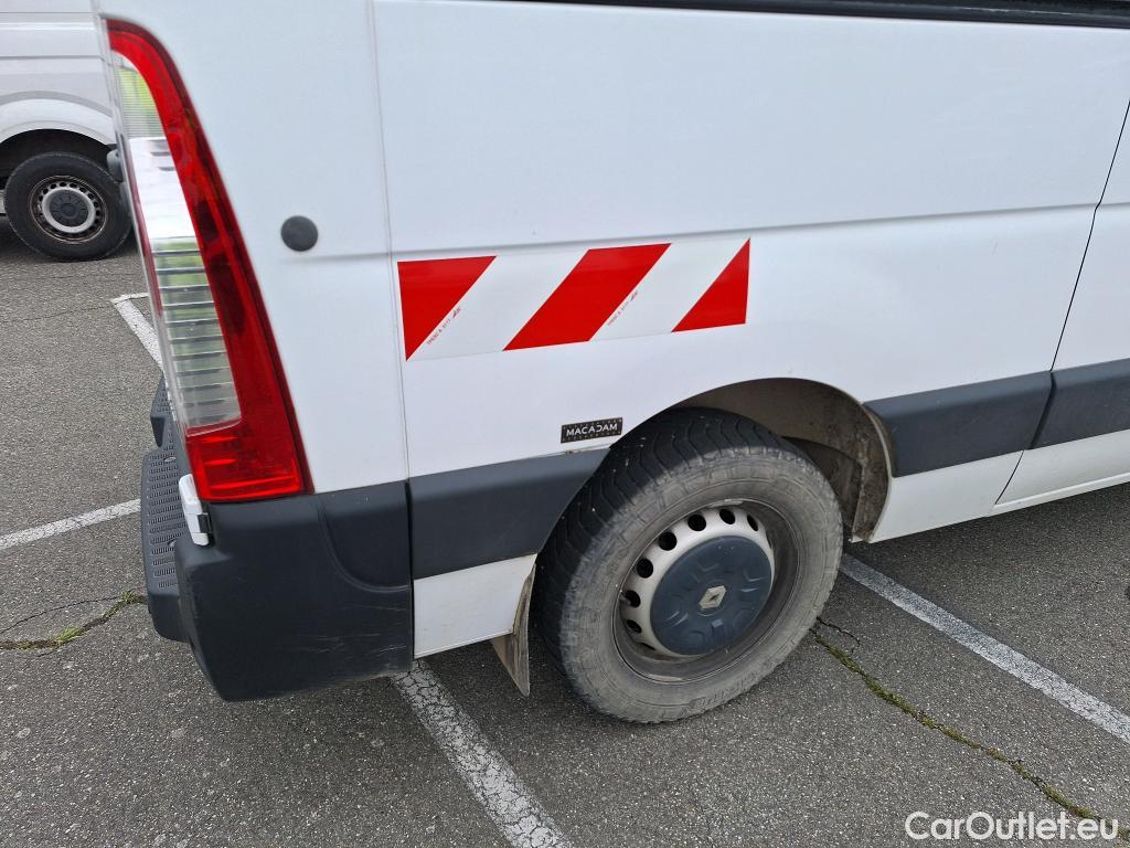  Renault  Master RENAULT  VU 4p Fourgon FG GCf Trac F3500 L2H2 Energy dCi 145 E6 #32