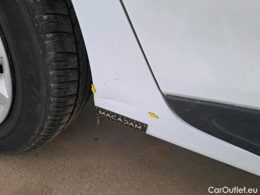  Renault  Clio  IV Air MediaNav 1.5 dCi 75CV BVM5 E6 #2