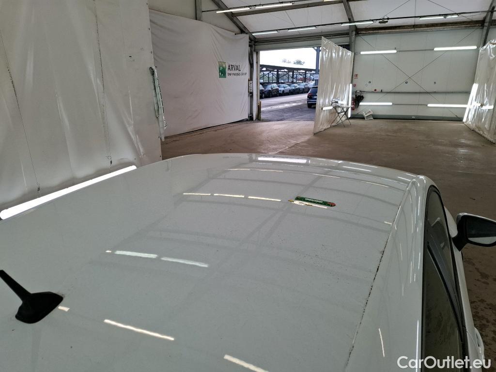  Renault  Clio RENAULT  Société / 2016 / 5P / Berline Air Medianav dCi 75 #34