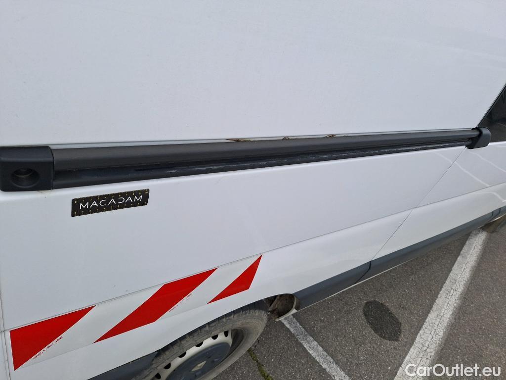  Renault  Master RENAULT  VU 4p Fourgon FG GCf Trac F3500 L2H2 Energy dCi 145 E6 #23