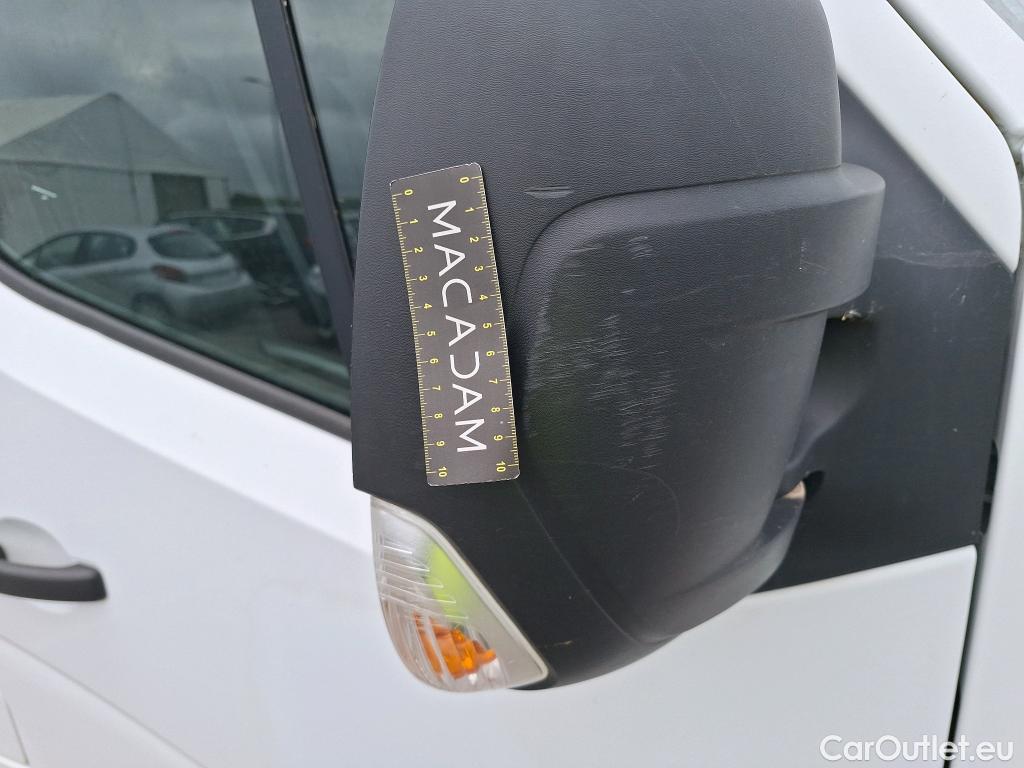  Renault  Master RENAULT  VU 4p Fourgon FG GCf Trac F3500 L2H2 Energy dCi 145 E6 #43