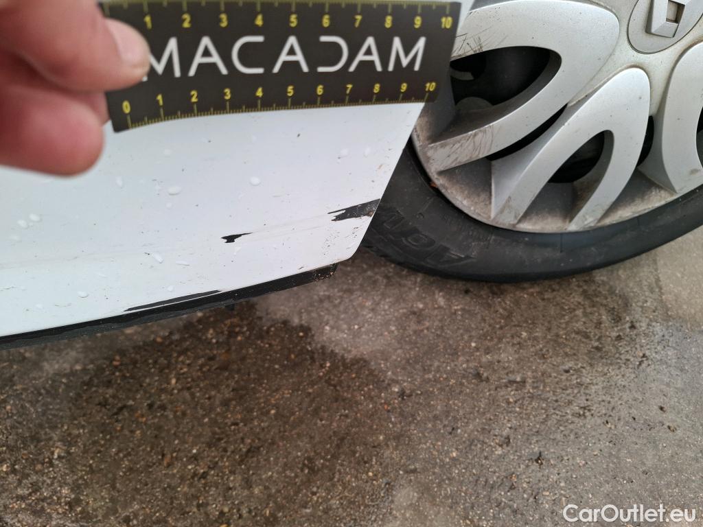  Renault  Clio  IV Air MediaNav 1.5 dCi 90CV BVM5 E6 #7