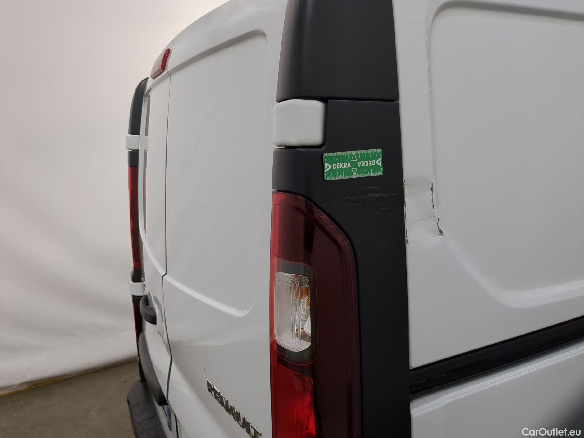  Renault  Trafic RENAULT  VU 4p Fourgon FG GCF L1H1 1000 dCi 95 E6 #22