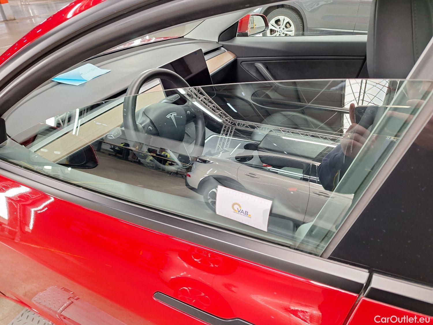  Tesla  Model 3 Tesla,  '18 BEV, Tesla  Long-Range Dual Motor AWD 4d #39