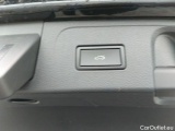  Volkswagen  Passat Volkswagen  Variant 1.6 TDI SCR DSG7 Style Business 5d #30