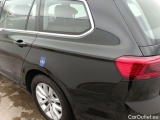  Volkswagen  Passat Volkswagen  Variant 1.6 TDI SCR DSG7 Style Business 5d #36