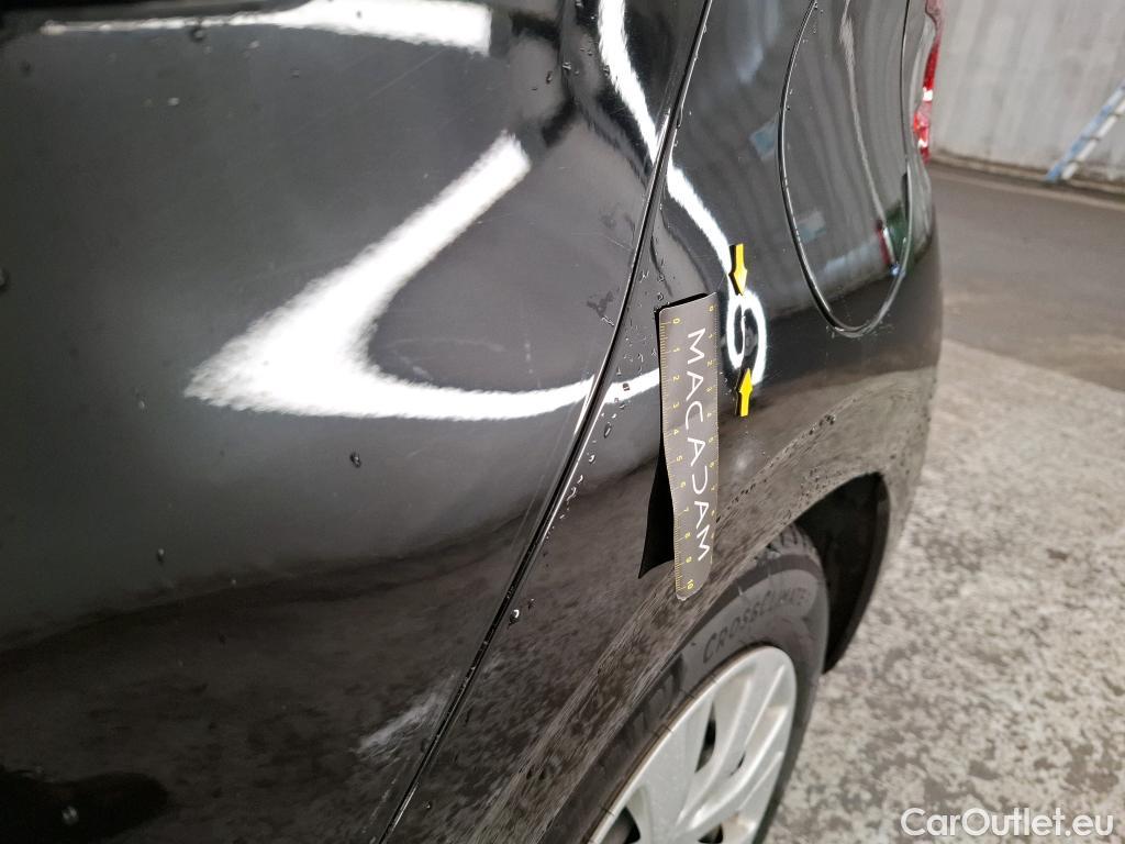  Peugeot  208  Affaire Premium Pack 1.6 HDi 75CV BVM5 E6 #24