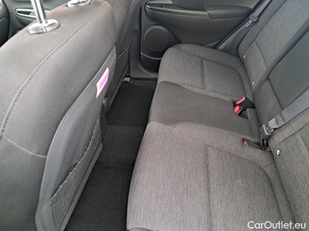  Hyundai  Konna HYUNDAI Kona / 2017 / 5P / SUV ELECTRIQUE 39 kWh 136 ch Creative #5