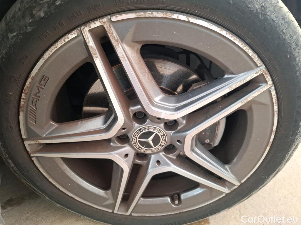  Mercedes  A-Klasse MERCEDES-BENZ Classe A Compact / 2018 / 5P / Berline A 200 AMG Line 7G-DCT #28