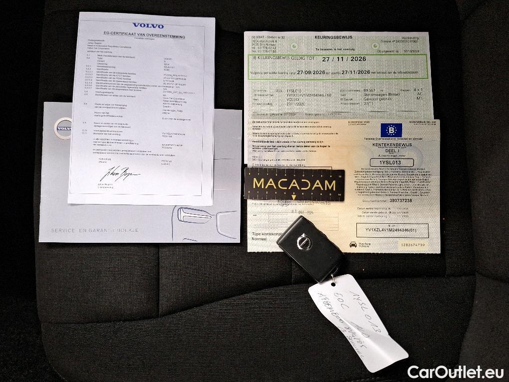  Volvo  XC 40 1.5 T2 MOMENTUM CORE Cruise control Audio system with touch screen #3
