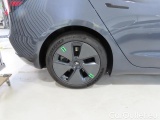  Tesla  Model 3 TESLA  Langstreckenbatt. Allradantrieb Dual Motor 4d 366kW #35