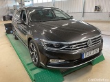  Volkswagen  Passat TDI 190 4Motion Executive R-Line Dragpkt Värmare Head-Up 