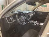  Volvo  XC60 T8 AWD Momentum Advanced Edition VOC Panorama #4